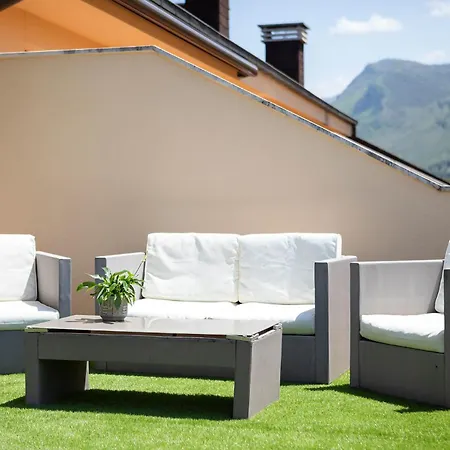 Apto Con Terraza Y Jardin - Luz De Poniente Apartment *